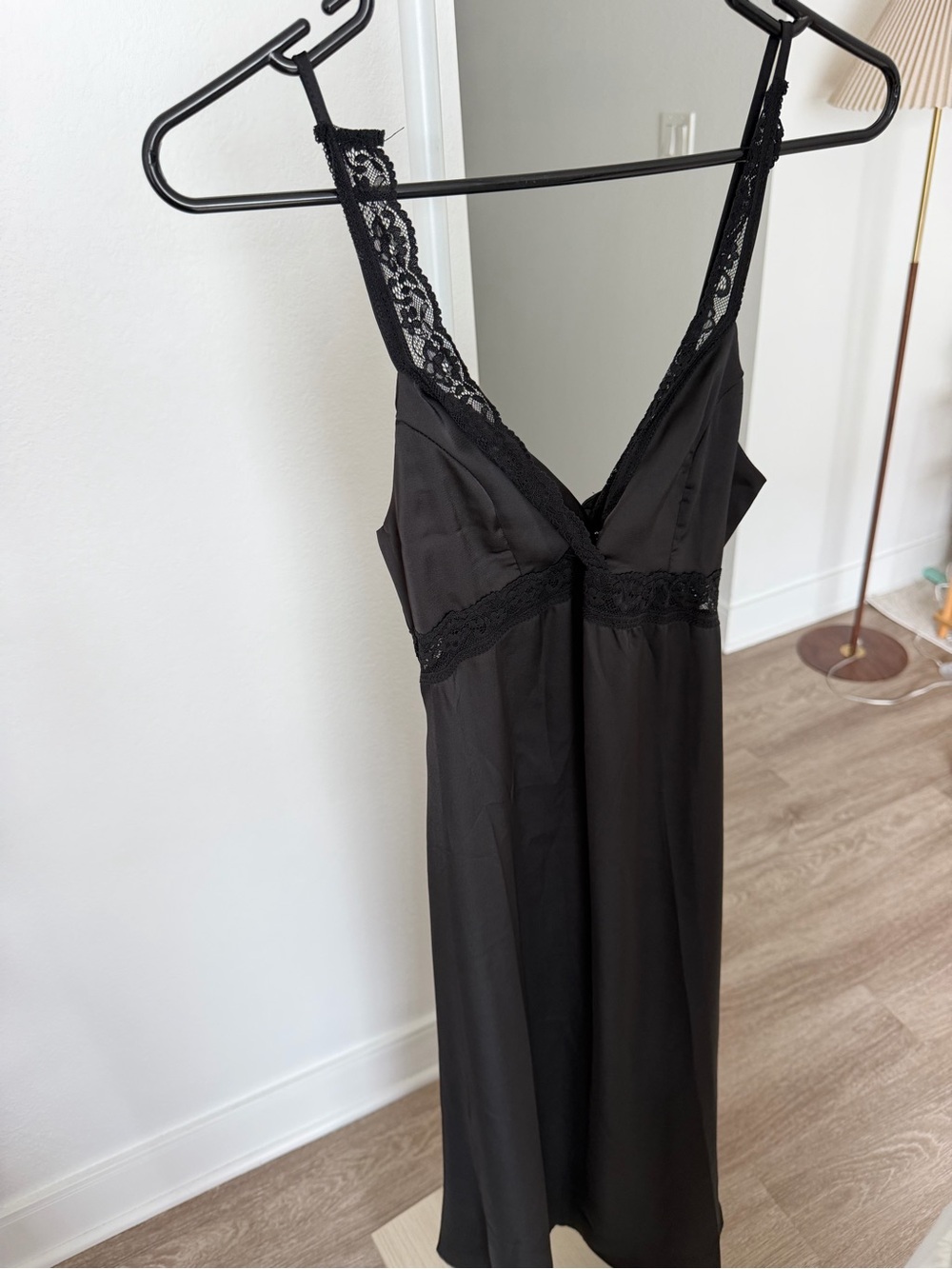 Women's Black Lace-Trim Satin Maxi Dress - Picture 2 of 2